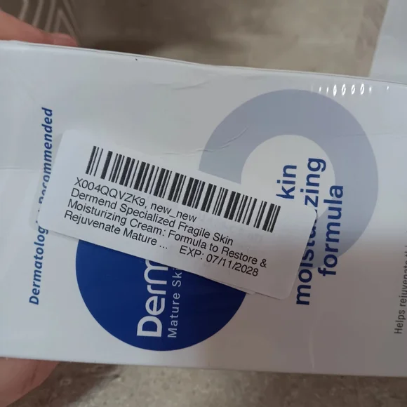 DerMend Fragile Skin Moisturizing Formula Cream SEALED! (2PK) - Picture 4 of 5